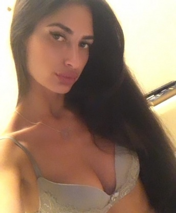 Елена, 23 года, 2 размер груди